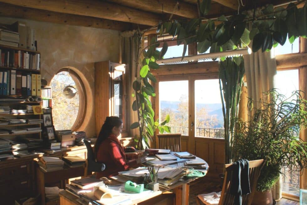 para lugares de trabajo y otras